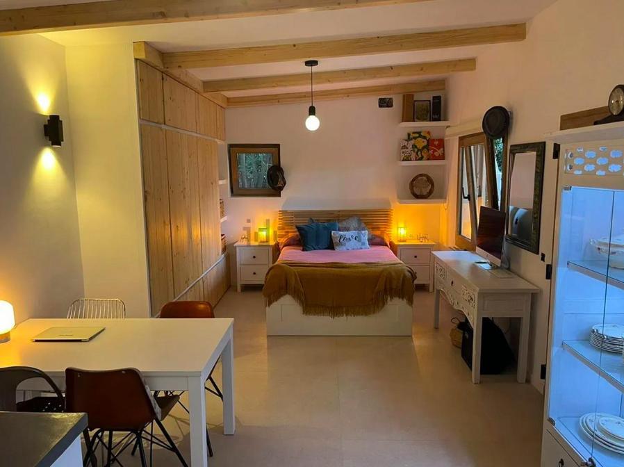 Сasa de vacaciones Stylish & Idyllic With Private Garden 5 Min Walking From South In Gava Mar