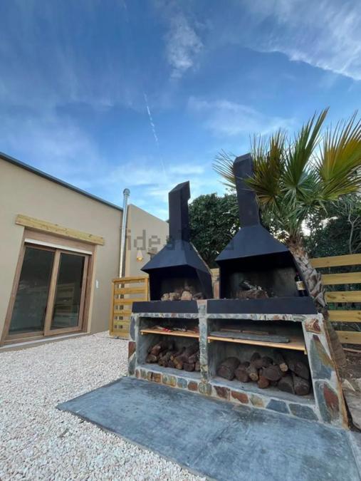 Сasa de vacaciones Stylish & Idyllic With Private Garden 5 Min Walking From South In Gava Mar Barcelona